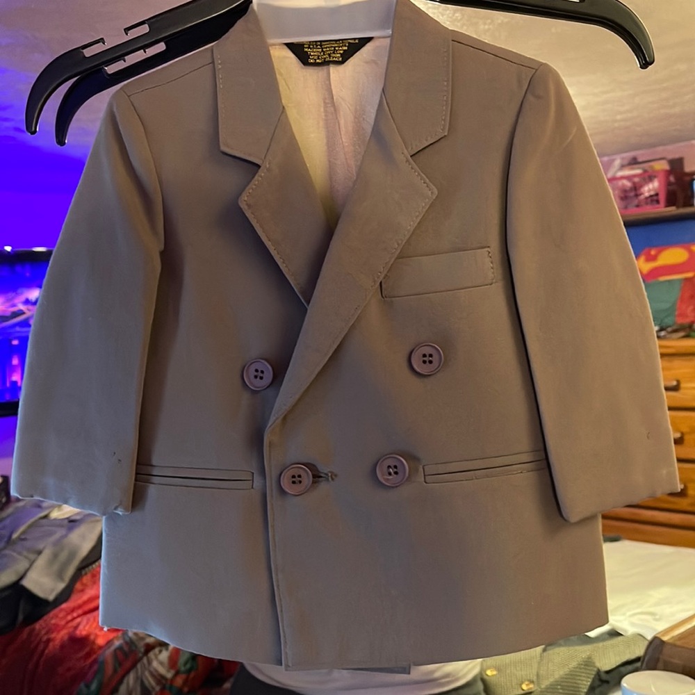 “Big guy” suit jacket and slacks!